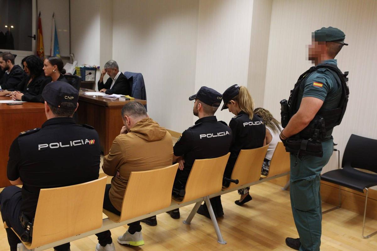 El jurado declara culpable al padrastro del bebé muerto a golpes en Elche y exculpa a la madre El jurado declara culpable al padrastro del bebé muerto a golpes en Elche y exculpa a la madre