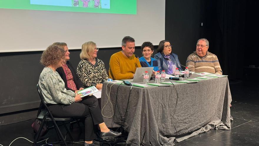 Sueca acerca las Fallas a los niños