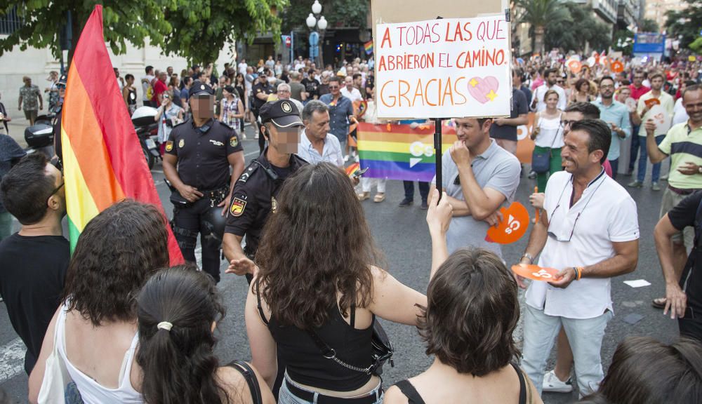 El orgullo anima a defender los derechos