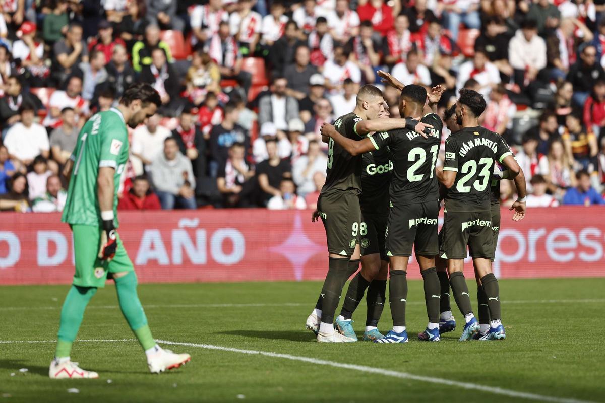 La crònica del Rayo-Girona: una remuntada més del Girona per continuar al paradís