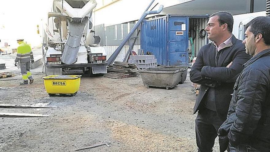 Peñíscola culminará en febrero la plaza con ‘l’Escala del Papa Luna’