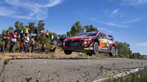 Neuville tuvo una gran jornada de sábado