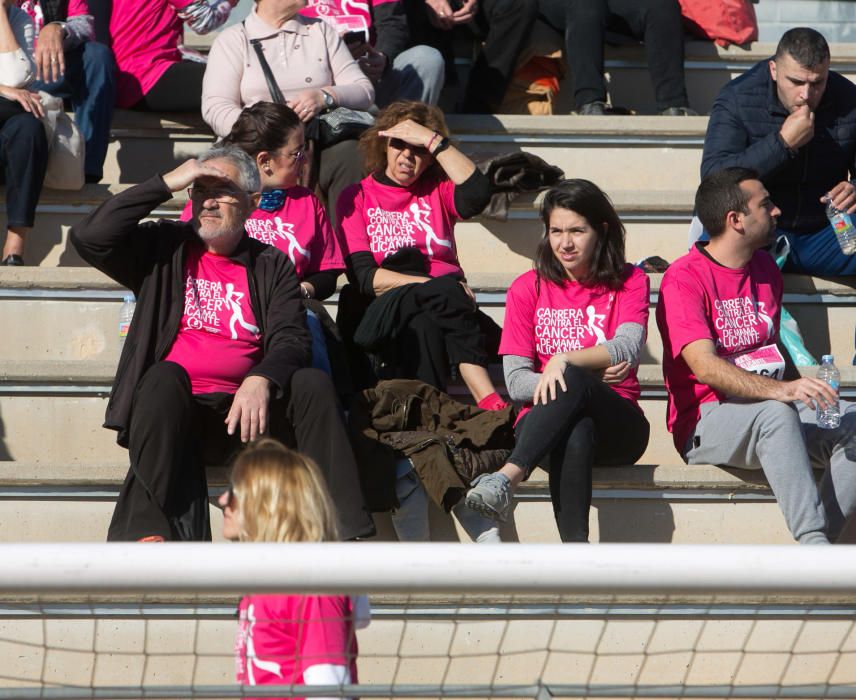 La APAMM celebra una carrera contra el cáncer de mama