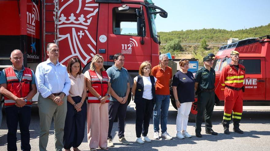 Minuto de silencio contra la violencia machista unitario y entre las llamas
