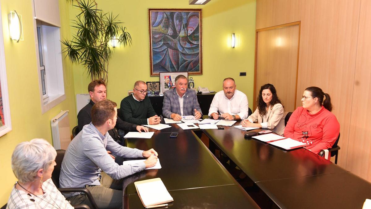 Rueda de prensa de alcaldes de la comarca por el transporte público.