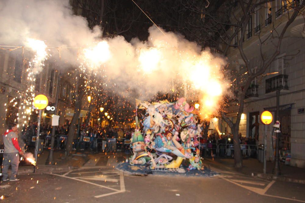 Fallas 2019: Cremà de Maestro Gozalbo, mejor falla infantil de Especial de 2019