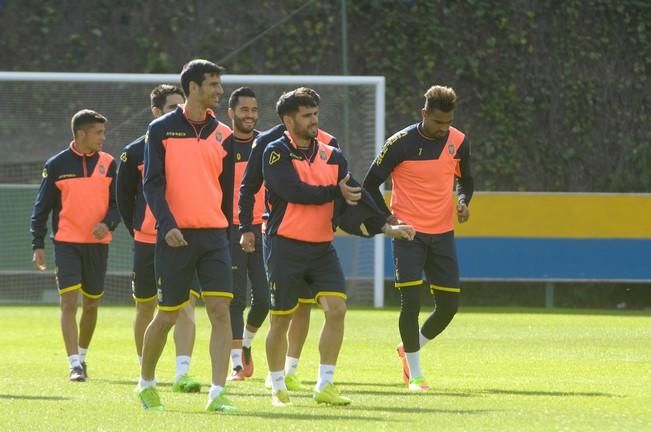 ENTRENAMIENTO DE LA UD LAS PALMAS EN BARRANCO ...