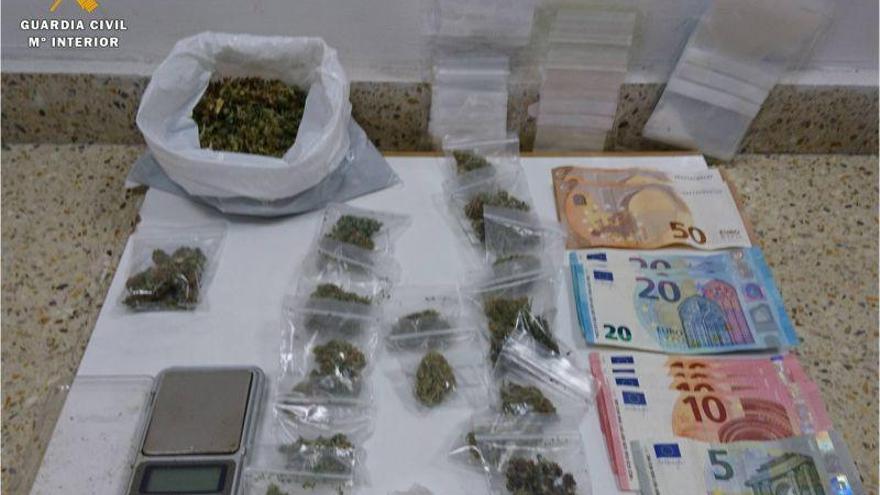 Detenido un hombre en Cuarte por vender marihuana, también a menores