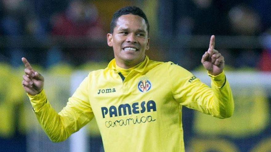 Carlos Bacca tira del carro del Villarreal hacia Europa (4-1)