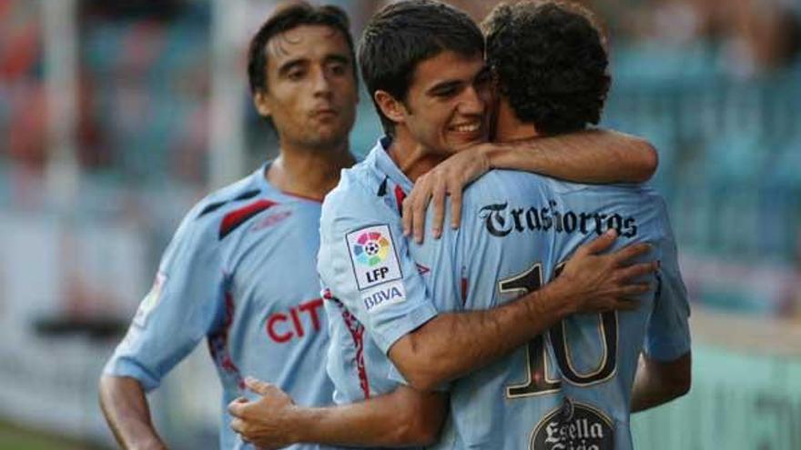 Trashorras celebra el gol conseguido ante el Salamanca.