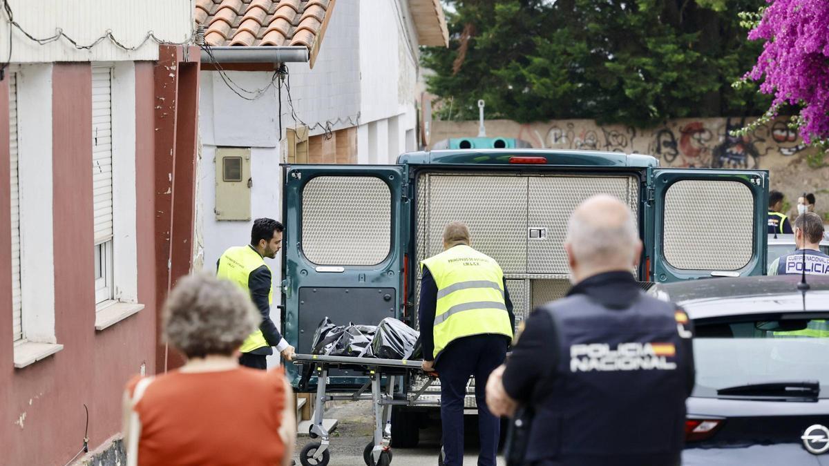 Hallan el cadáver de una persona en una casa de Gijón