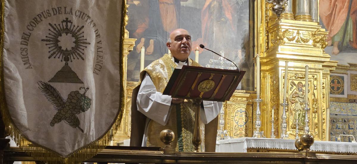 El arzobispo Benavent ofició la misa del Pregón