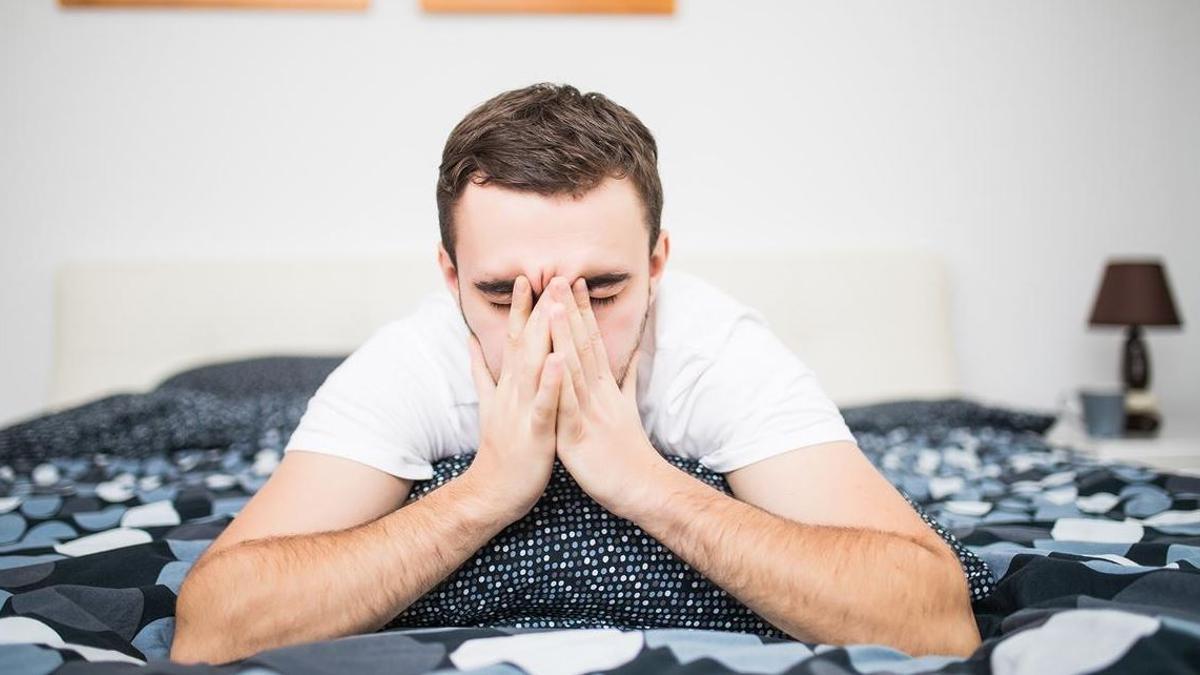 Álvaro Bilbao, psicólogo: “Preocuparse mucho por las cosas puede ser un síntoma de salud mental frágil