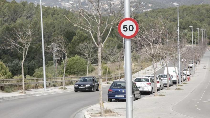 El informe que pide limitar la velocidad en Miquel Lladó estuvo motivado por otro accidente.