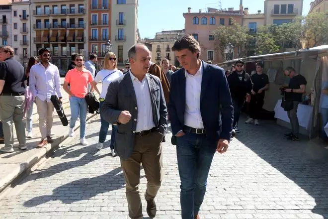 Turull afirma a Girona que el 12-M és "un plebiscit entre Puigdemont i Sánchez"