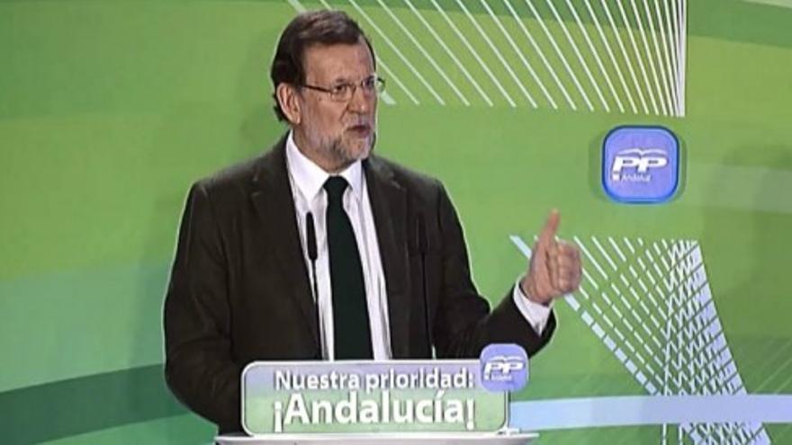 Rajoy acusa a Díaz de adelantar las elecciones &quot;por interés personal&quot;