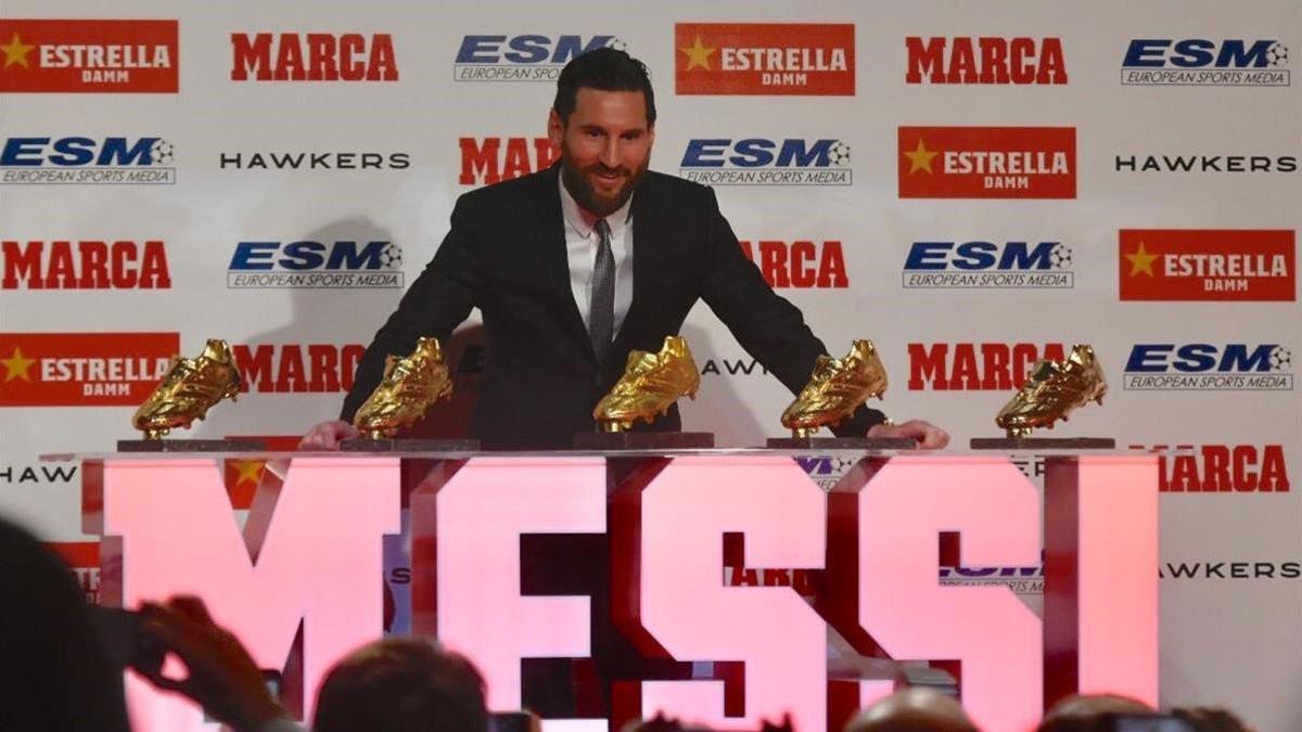 El Barça recrea a Messi como Superhéroe en homenaje a su 5 Bota de Oro