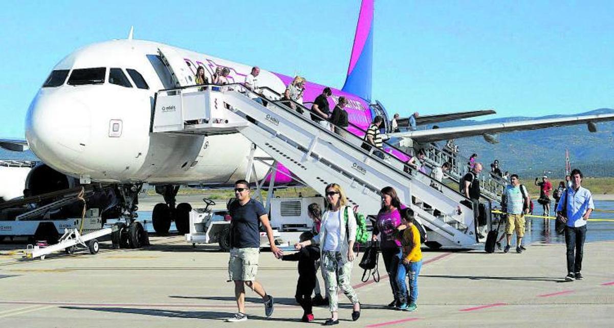 Los vuelos operados por Wizz Air con destino a Budapest y Katowice (Polonia) desde Castelló vuelven en primavera. | MEDITERRÁNEO