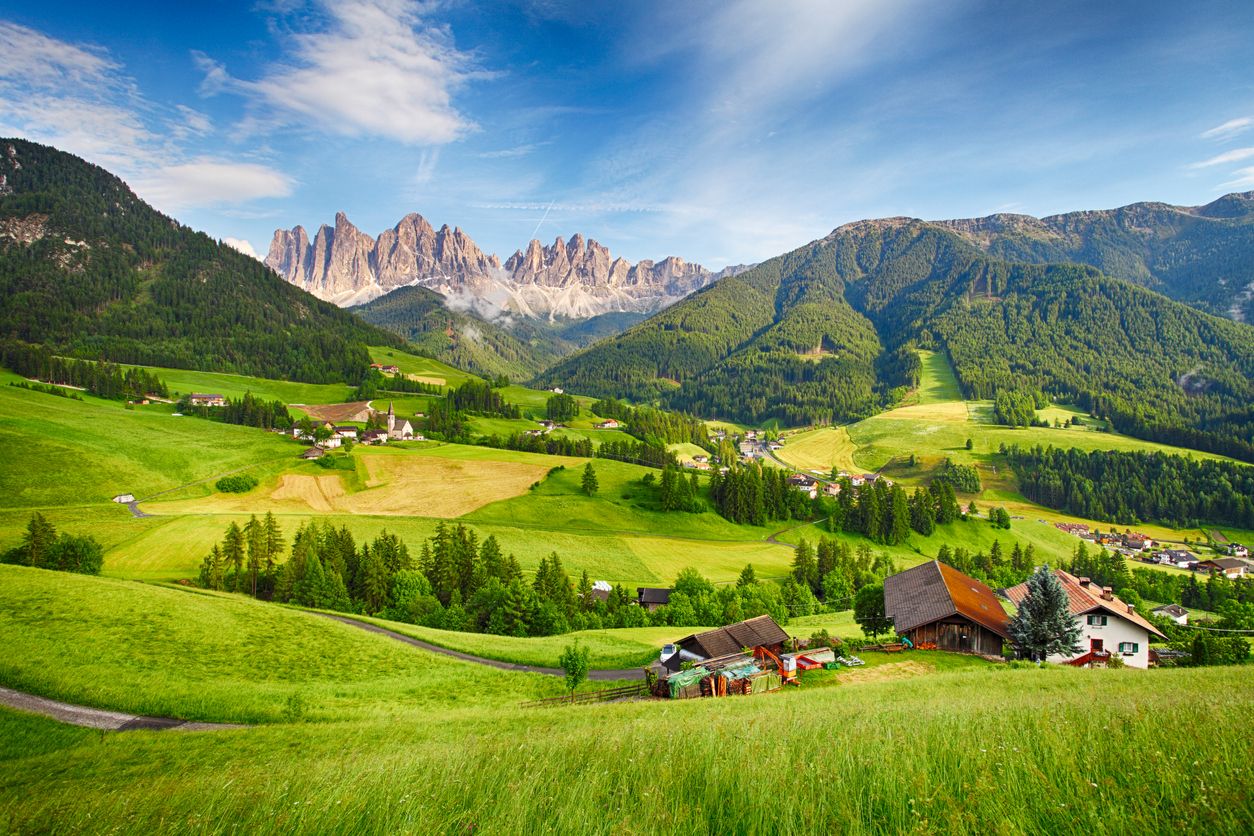 Aldea en los Alpes Suizos