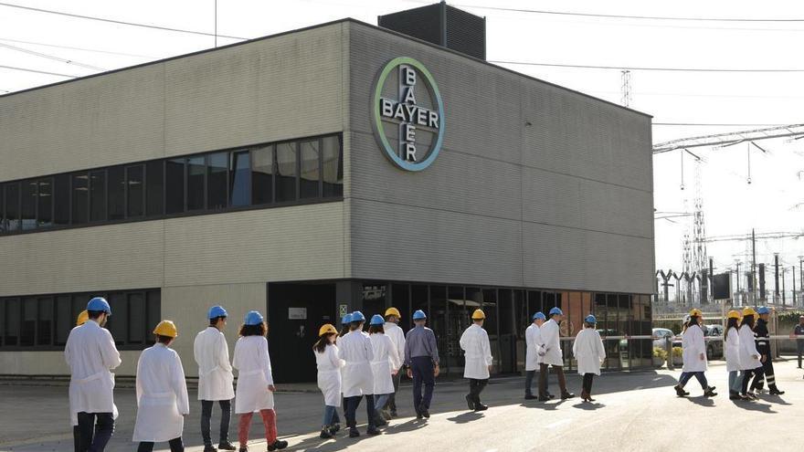 Bayer celebra sus 125 años de presencia en España con un acto en Langreo