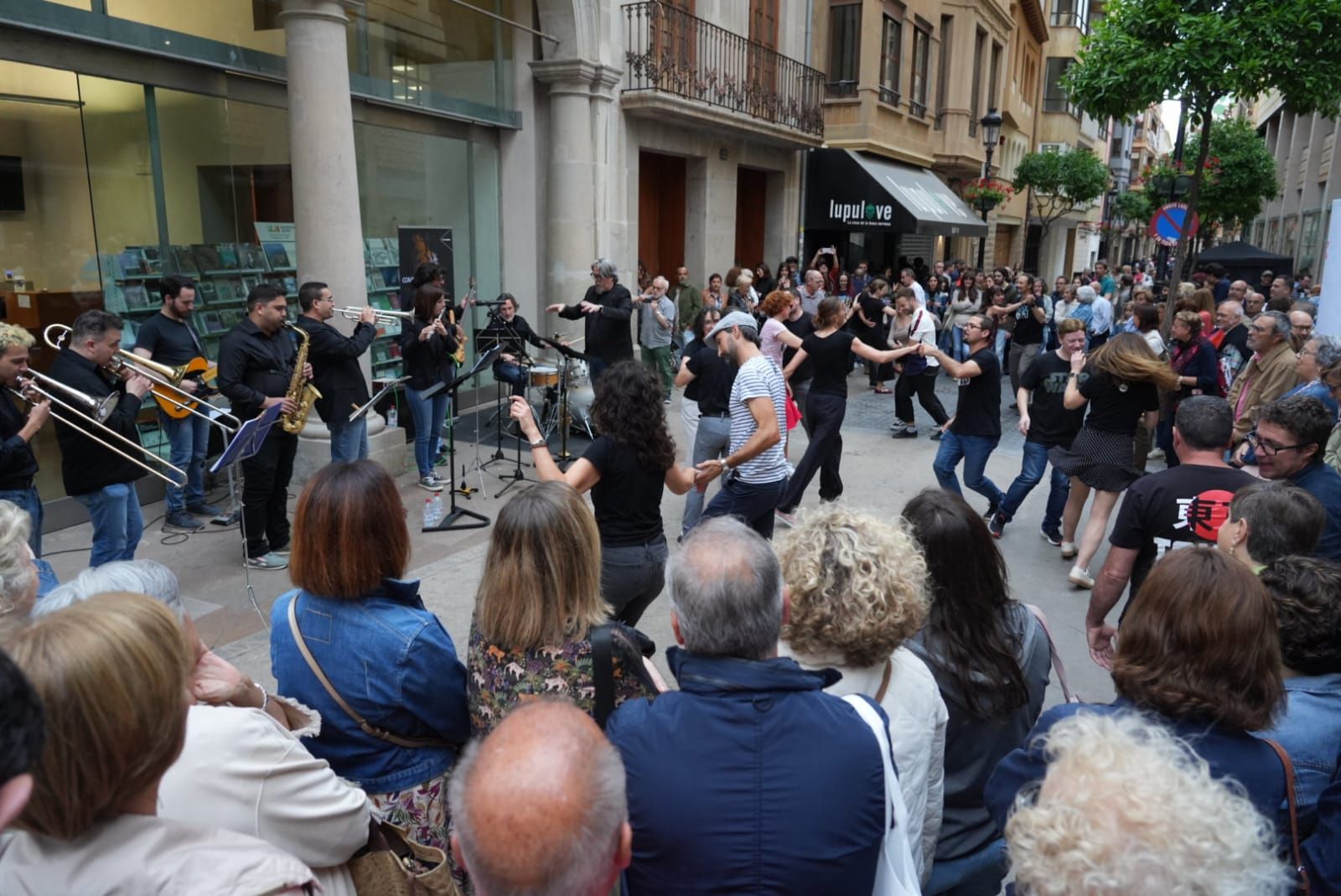 Primera jornada de la Nit de l'Art de Castelló