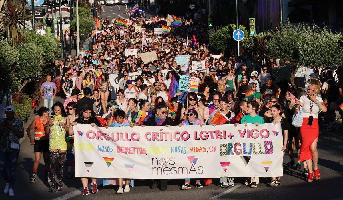 Vigo llena orgullosa sus calles: &quot;A miña existencia non se debate&quot;