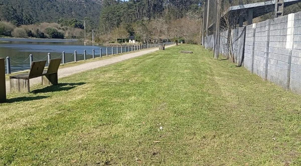 Unha das zonas verdes acondicionadas.