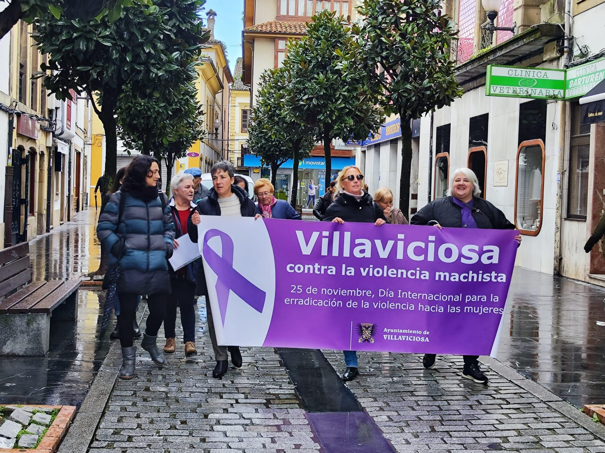 Villaviciosa, contra la violencia de género: los vecinos salen a la calle para conmemorar el 25N