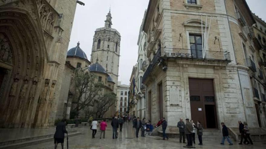 El consistorio planea ceder la Casa Vestuario al Tribunal de las Aguas