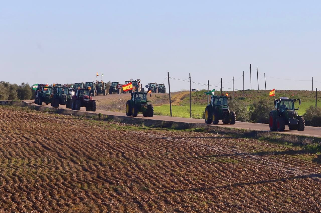 Las protestas del campo llegan a la capital cordobesa en varias tractoradas