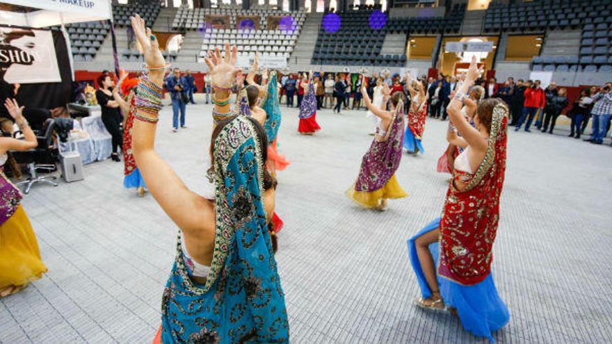 «Artefiesta» arranca en la plaza de toros de Villena