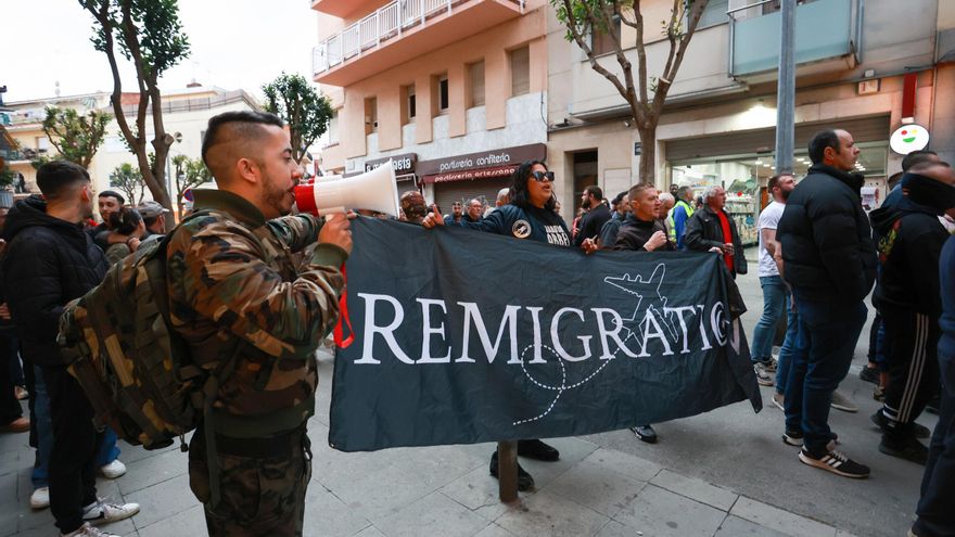 Las quedadas de Christian Lupiañez, el ultra de Mataró que agitaba la cacería de inmigrantes: &quot;Tengo el rifle preparado&quot;