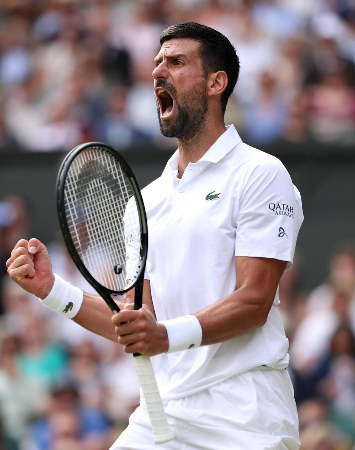 Djokovic celebra un punto con mucha rabia