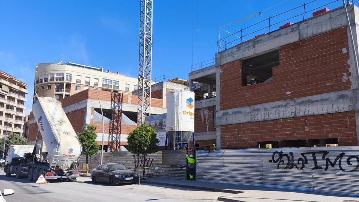 Foto de las obras para construir el segundo centro de salud de Vinaròs.
