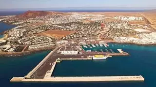 Puertos Canarios adjudica la mejora de los accesos y la señalización en el puerto de Playa Blanca