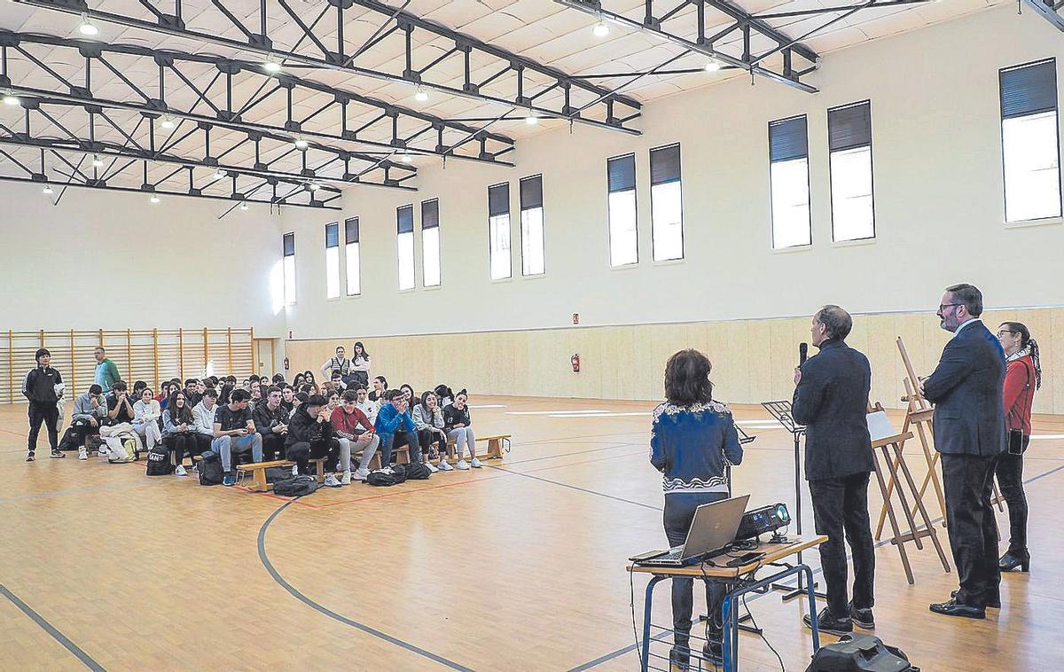 Inauguración del nuevo pabellón deportivo del IES Séneca de Córdoba.