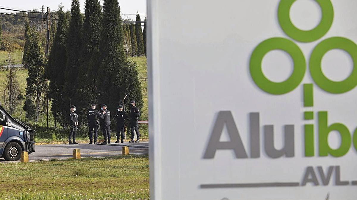 Acceso a las instalaciones de San Balandrán.