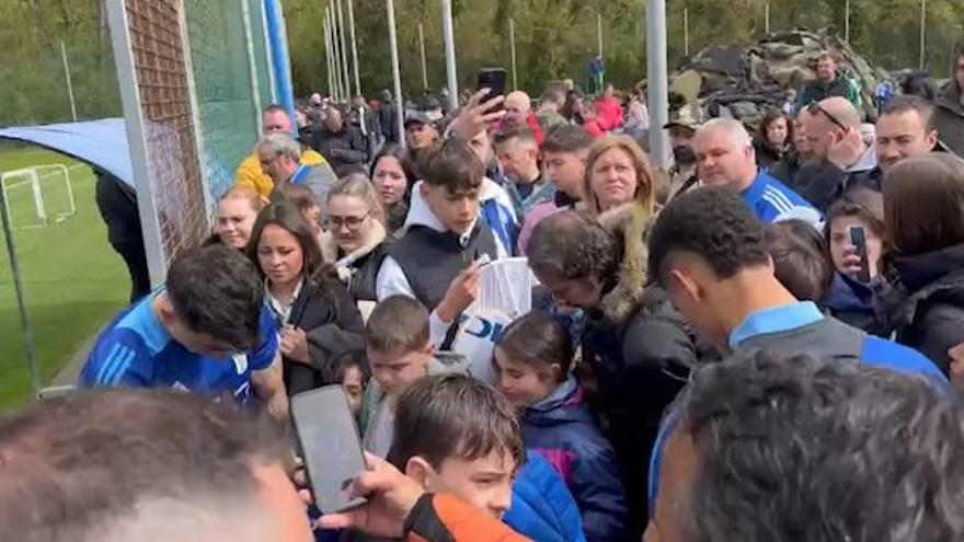 VÍDEO: Así fue le entrenamiento a puertas abiertas del Real Oviedo