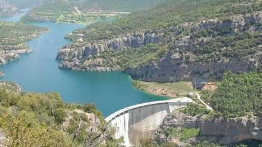 Perspectiva de la presa de la Llosa del Cavall