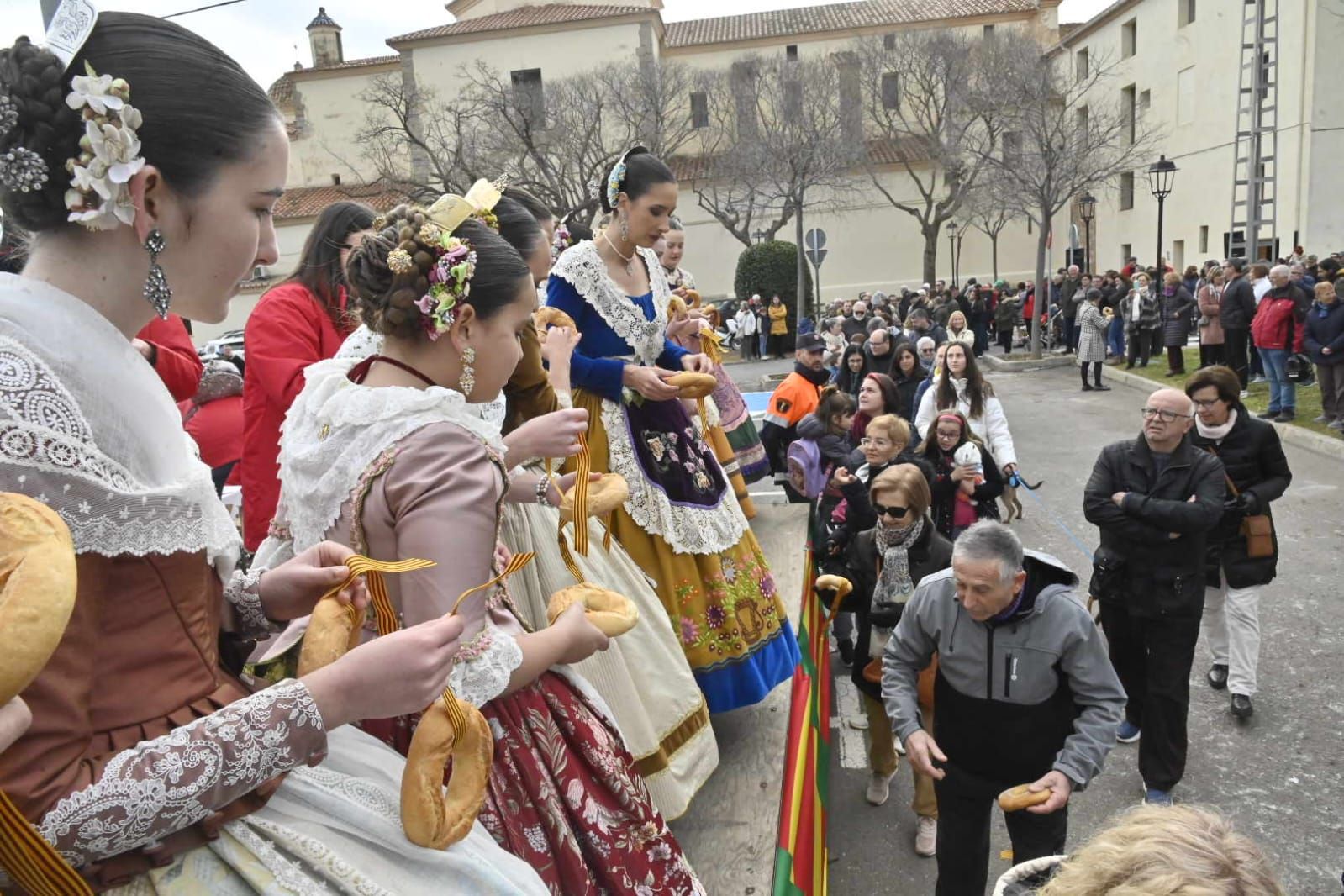 Galería de fotos: Castelló se vuelca con la procesión de Sant Antoni a la Mare de Déu del Lledó