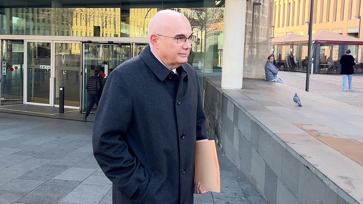 El oncólogo Josep Tabernero, tras declarar en la Ciutat de la Justícia