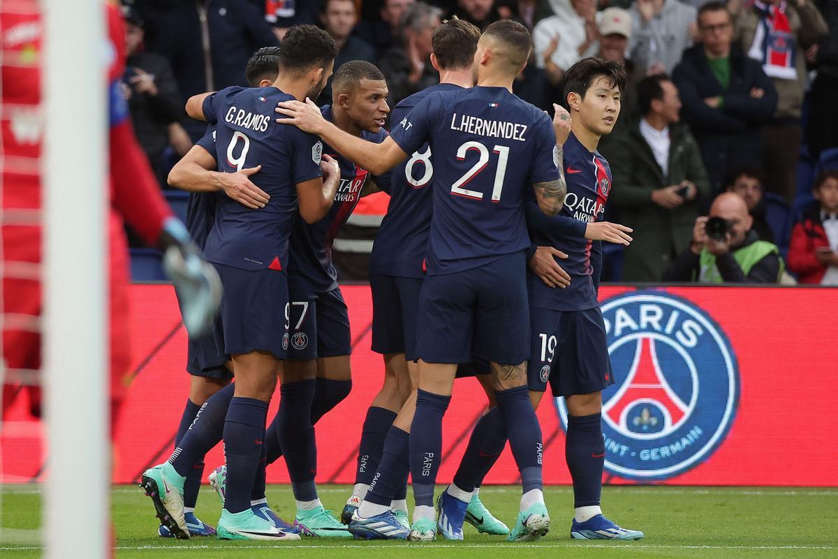 Ligue 1 - Paris Saint Germain vs RC Strasbourg