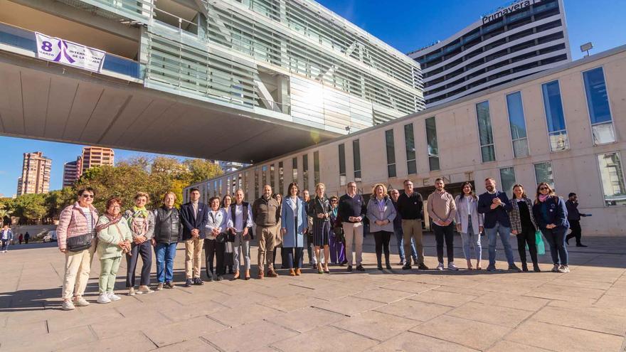 Así se conmemora el 8M en Benidorm y la Marina Baixa