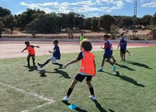 De Vicente del Bosque a Adrián San Miguel: Sevilla convierte el deporte federado en antídoto frente al abuso de las pantallas