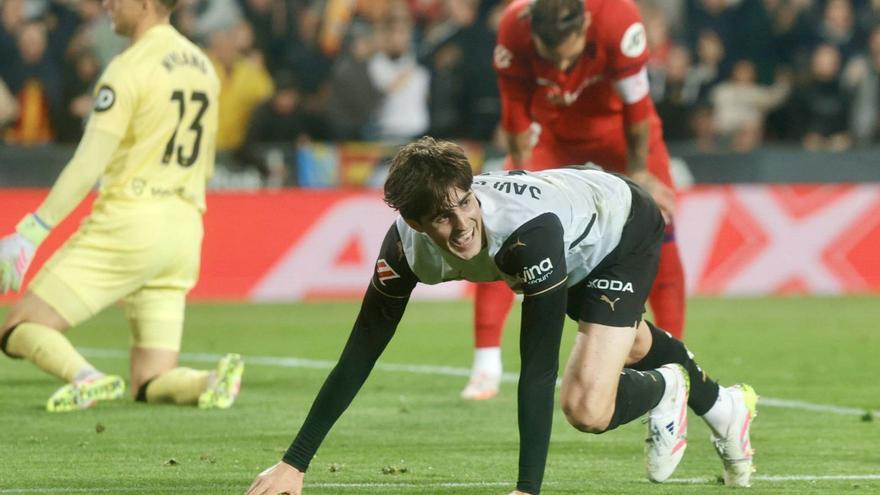 Javi Guerra, tras anotar su gol frente al Sevilla el pasado viernes. | JM LÓPEZ
