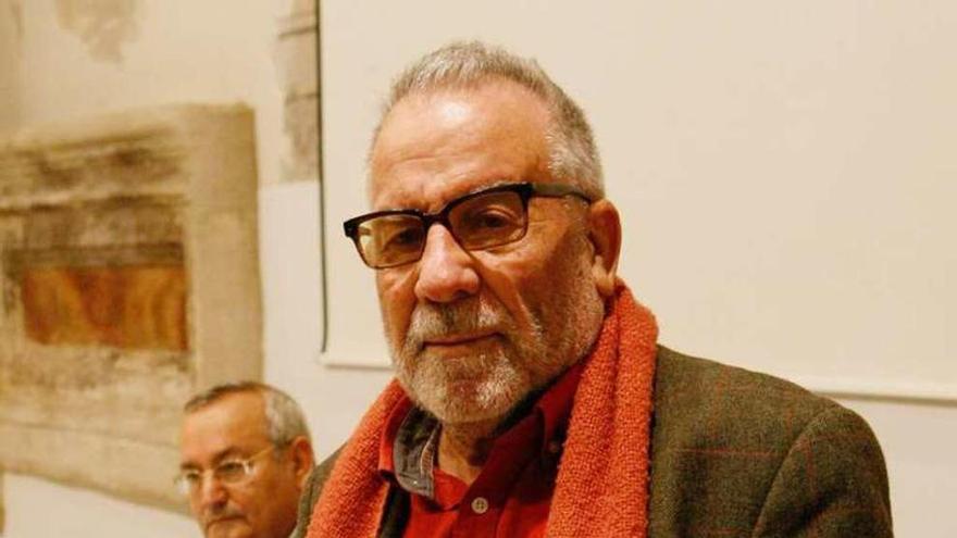 El escritor Luciano García Lorenzo.