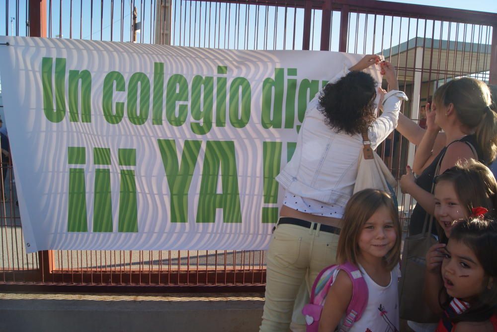 Inicio del curso escolar en el CEIP Regina Violant