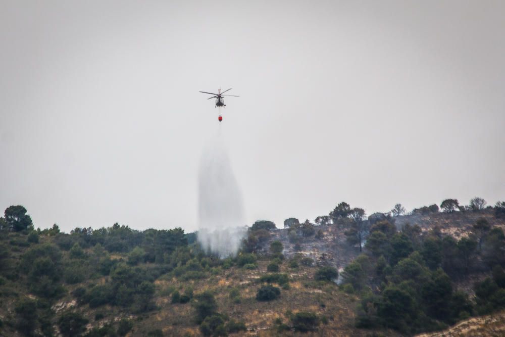 Incendio en la sierra de Onil