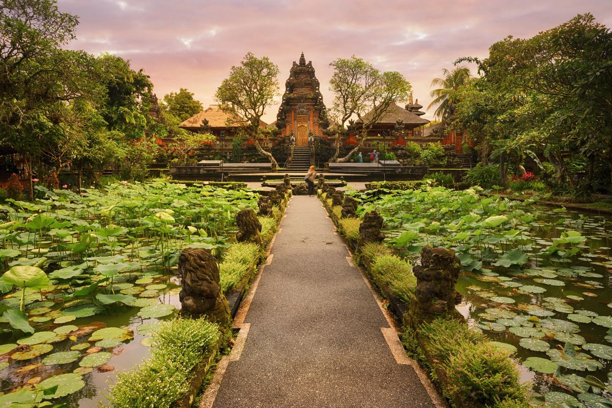 Los templos esconden maravillas ocultas de Bali