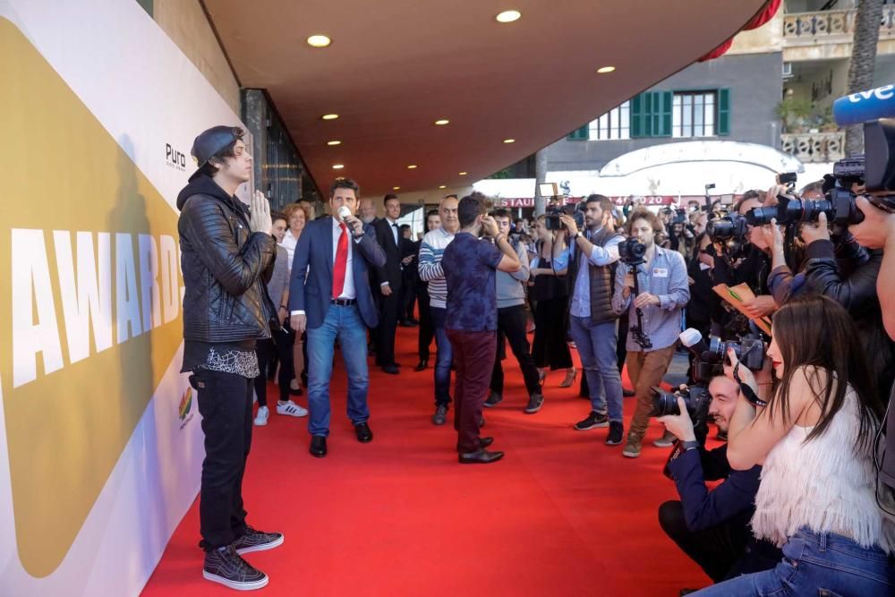 Hunderte jugendliche Youtuber feierten vor und im Auditorium ihre Idole